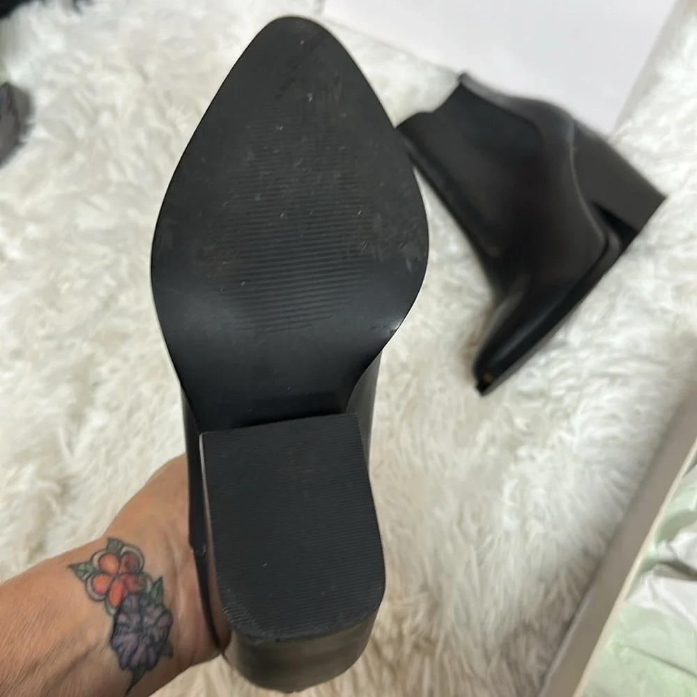 BP Lex Bootie Block Heels In Black Leather  Size 9 Women